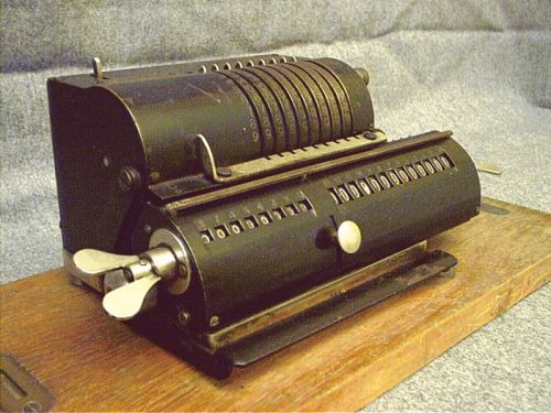 COSMOS Rechner - Taschenrechner frs Bro der 1920er Jahre
