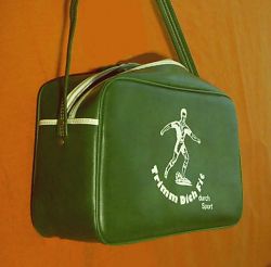 Fußballtasche der 60er - eine geräumige Sporttasche!