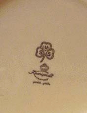 KOENIGSZELT Porzellankanne in THERMISOL Isolierhlle der SUS Marke als elegante Isolierkanne der 1950er Jahre