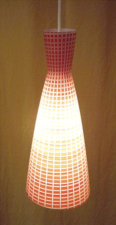 Arne Jacobsen Tütenleuchte als handbemalte Glaslampe