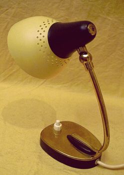 Nachttischlampe im Mid Century Design der 50er