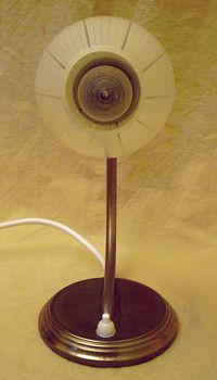 Nachttischlampe mit Glasschirm - die klassische Tütenlampe in klein