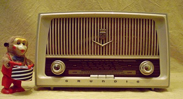 Grundig 87 A Radio